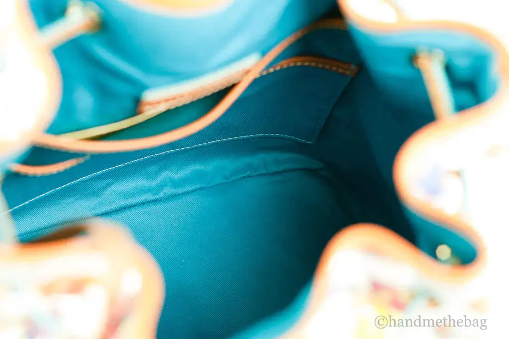 Dooney & Bourke Disney Medium Jungle Book Bucket Bag Anti Spier