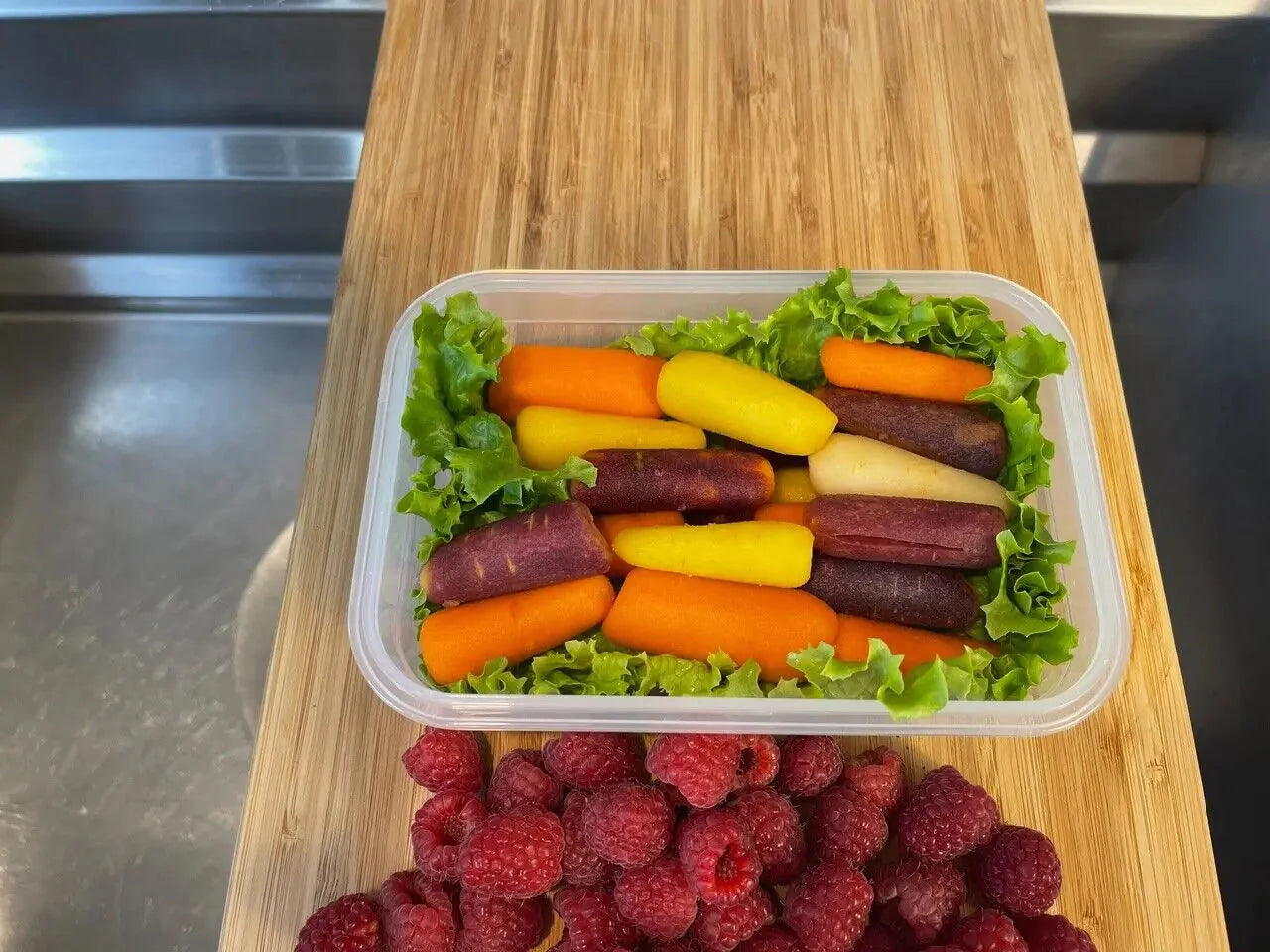 5 Pack Stackable Food Storage Containers Airtight & Leakproof Set Snap Lock Lids Anti Spier