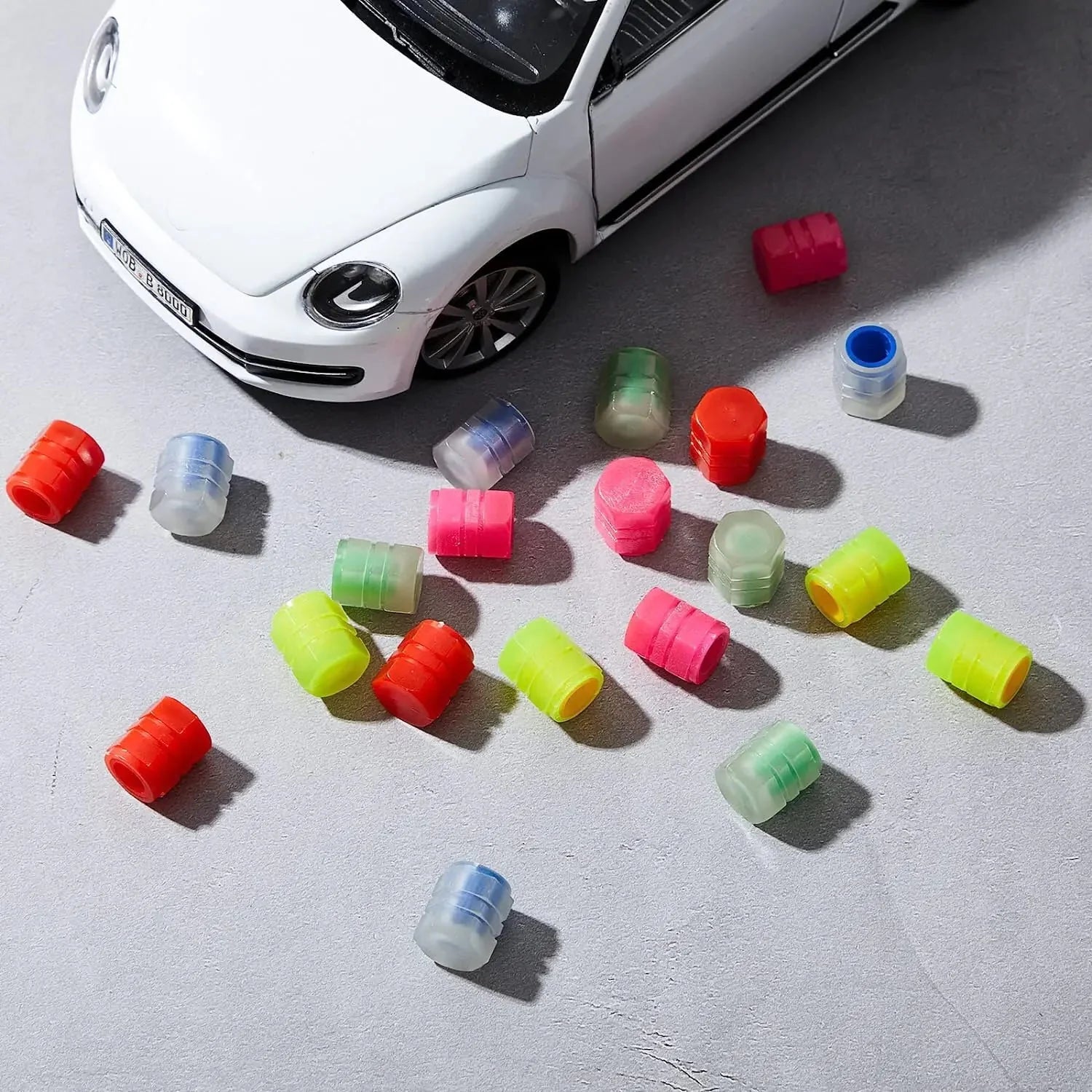 Glow in The Dark Tire Valve Caps Anti Spier