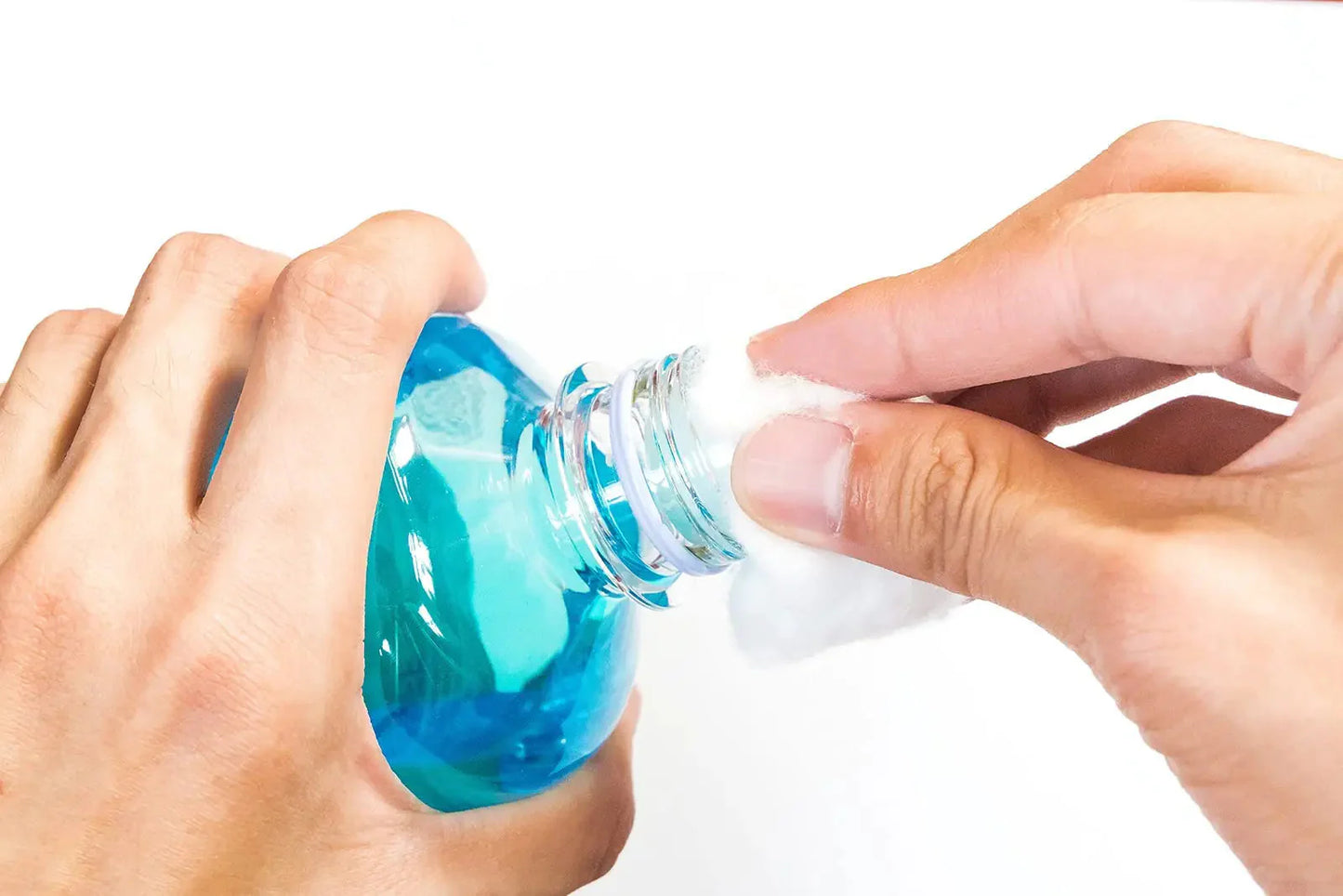 DecorRack 300 Small Cotton Balls for Make-Up, Nail Polish Removal, Pet Care, Applying Oil Lotion or Powder, Made from 100% Pure & Natural Cotton, Soft and Absorbent for Household Needs (300 Count) 300 Count Anti Spier